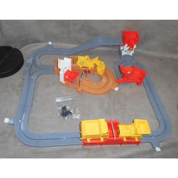Vintage Tomy Big Loader Construction 1977 Set 5001 Complete NON-WORKING Read - Picture 3 of 12